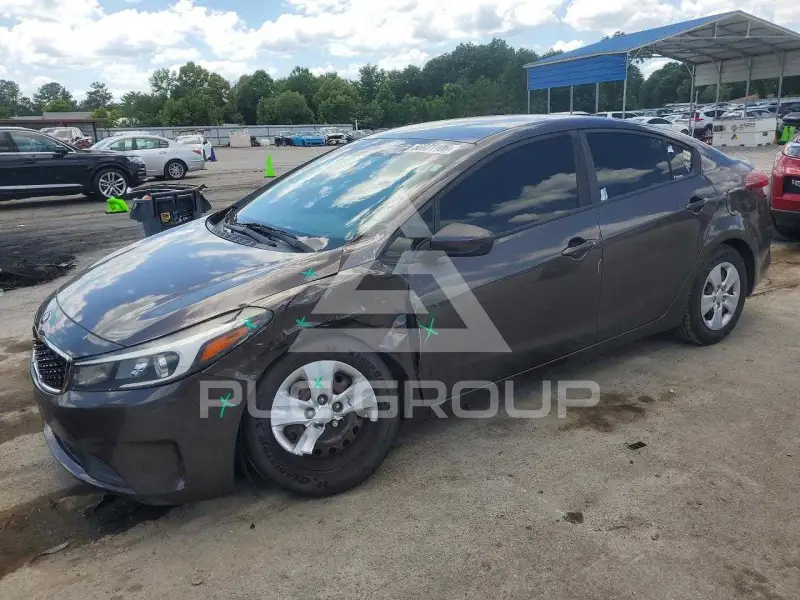 2017 KIA Forte фото
