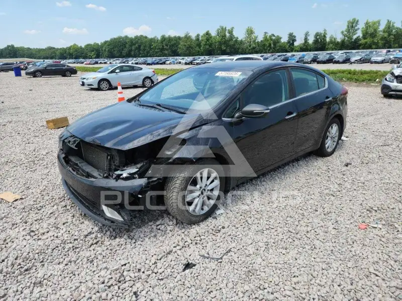 2017 KIA Forte photo