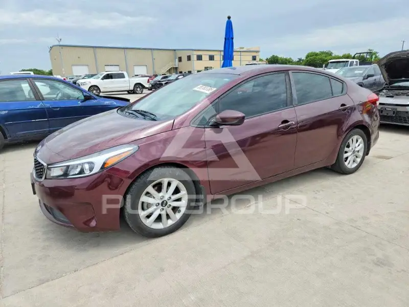 2017 KIA Forte фото