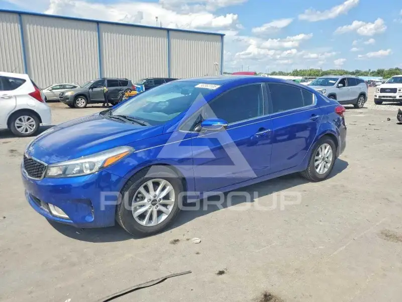 2017 KIA Forte photo