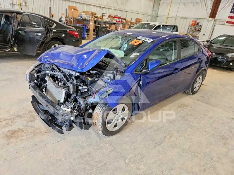 2017 KIA Forte photo