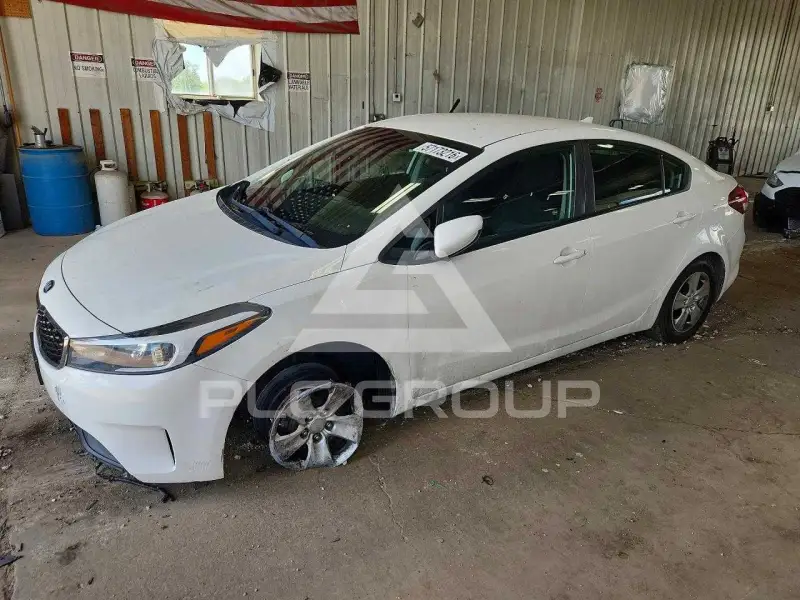 2017 KIA Forte фото