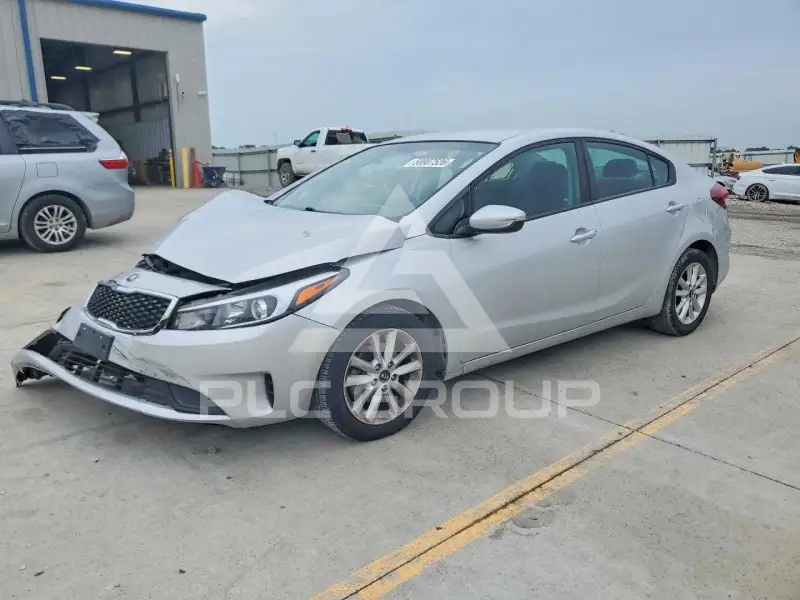 2017 KIA Forte фото