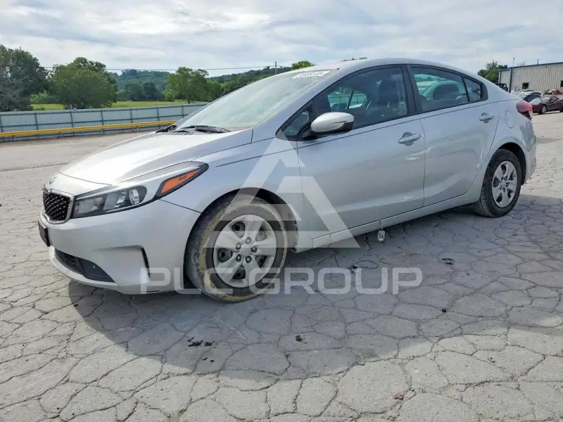 2017 KIA Forte фото