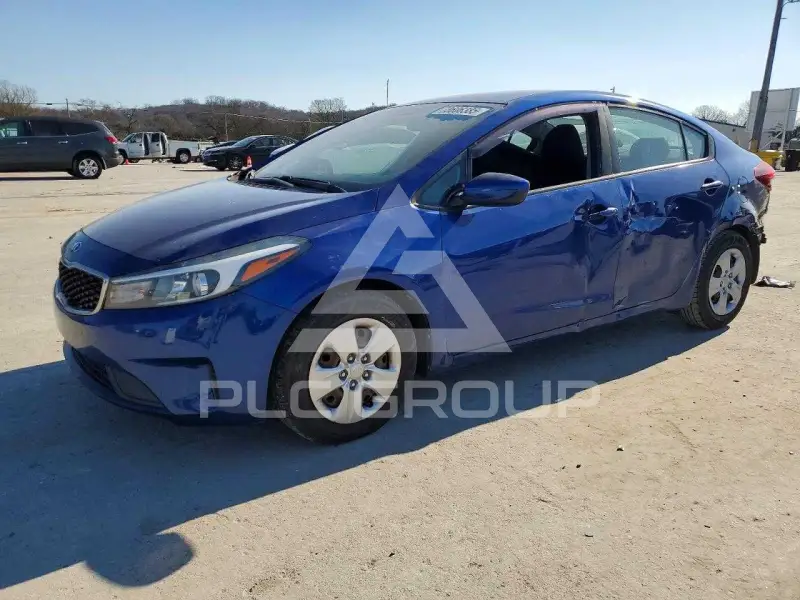 2017 KIA Forte фото