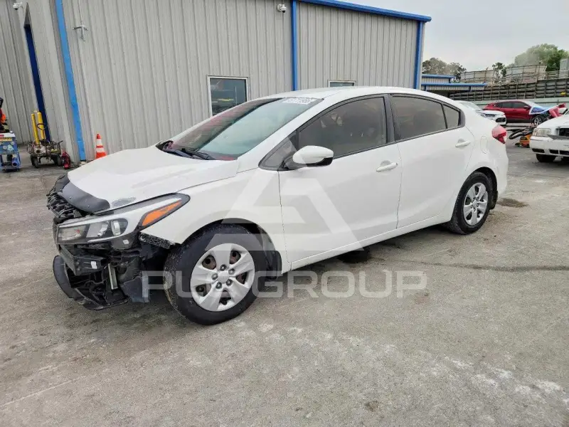 2017 KIA Forte фото