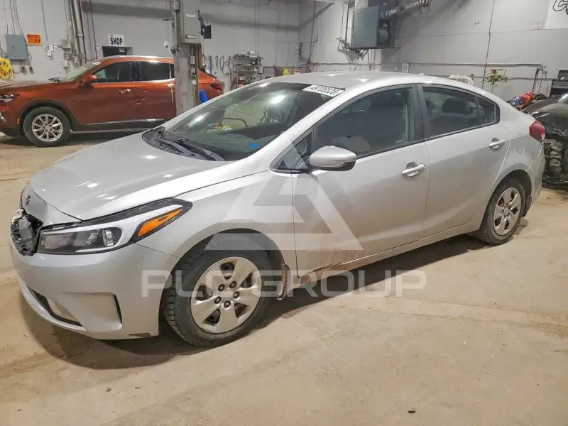 2017 KIA Forte photo