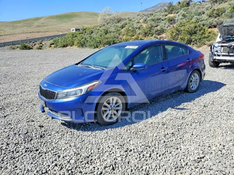 2017 KIA Forte фото