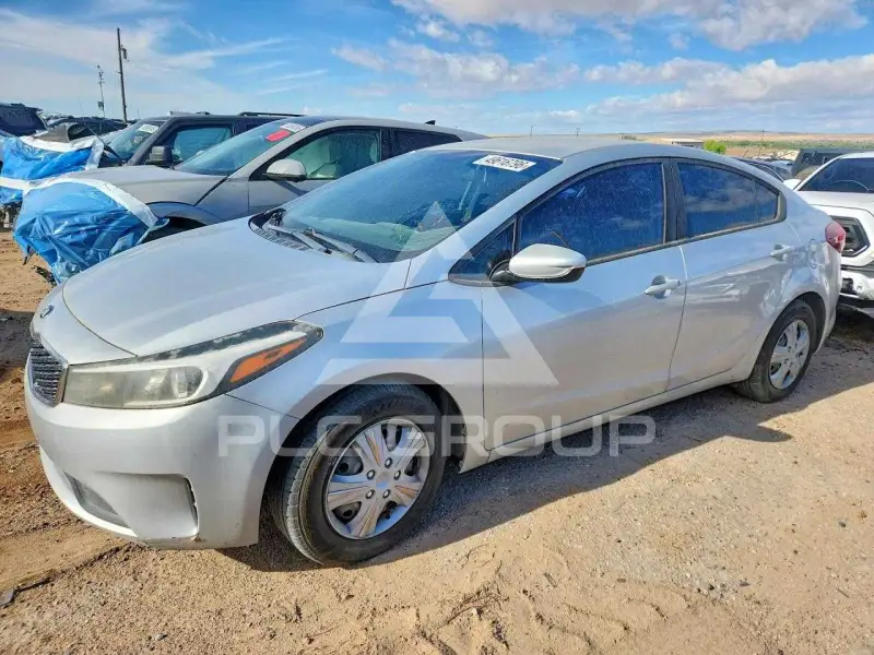 2017 KIA Forte фото