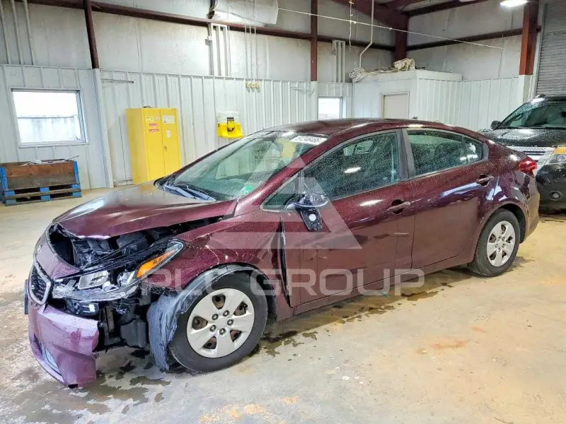 2017 KIA Forte фото