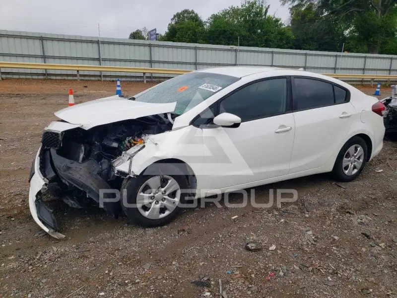 2017 KIA Forte photo