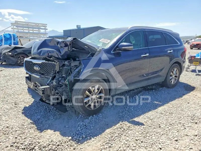 2017 KIA Sorento photo