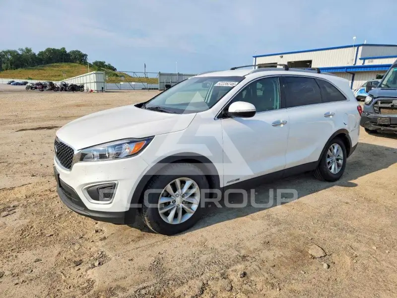 2017 KIA Sorento photo
