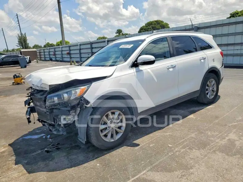 2017 KIA Sorento photo