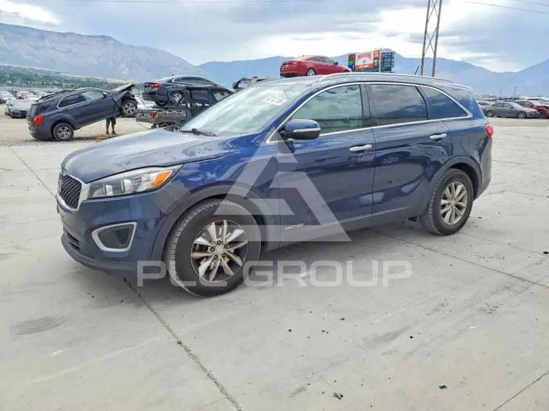 2017 KIA Sorento photo