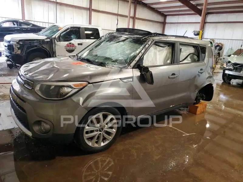 2017 KIA Soul photo
