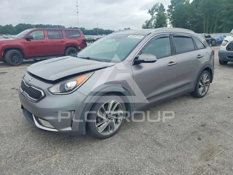 2017 KIA Niro photo