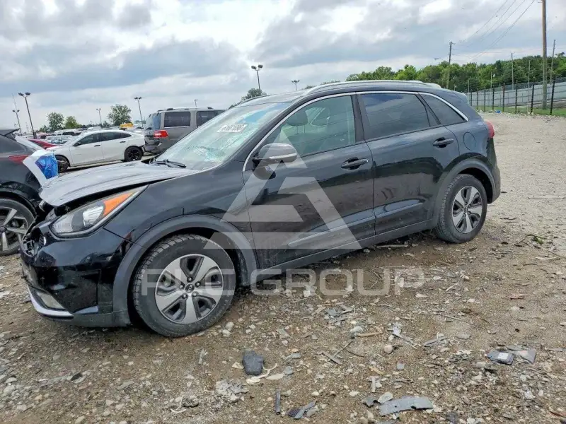 2017 KIA Niro photo