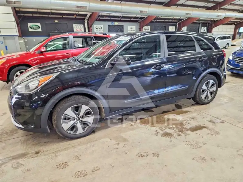 2017 KIA Niro фото