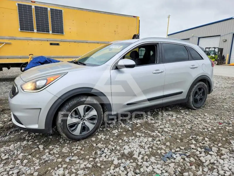 2017 KIA Niro фото