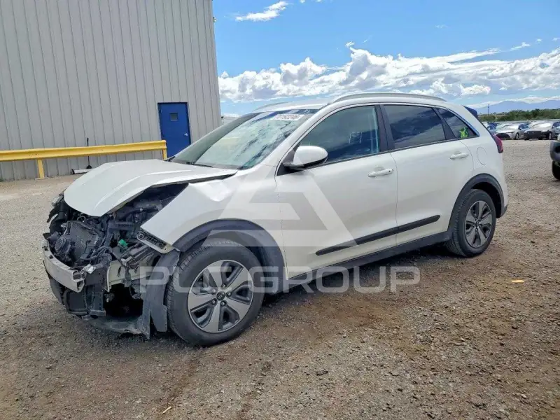 2017 KIA Niro фото
