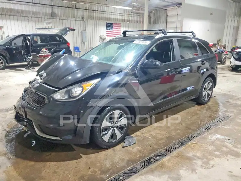 2017 KIA Niro photo