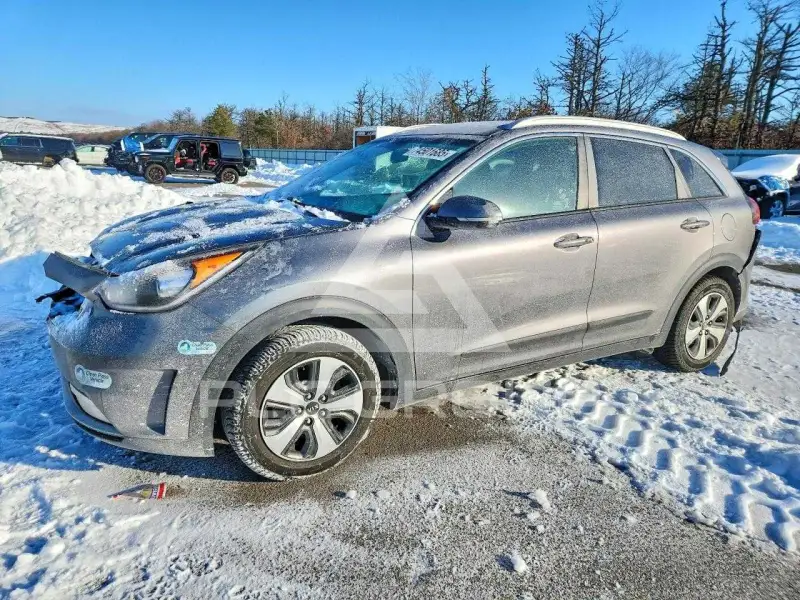 2017 KIA Niro фото