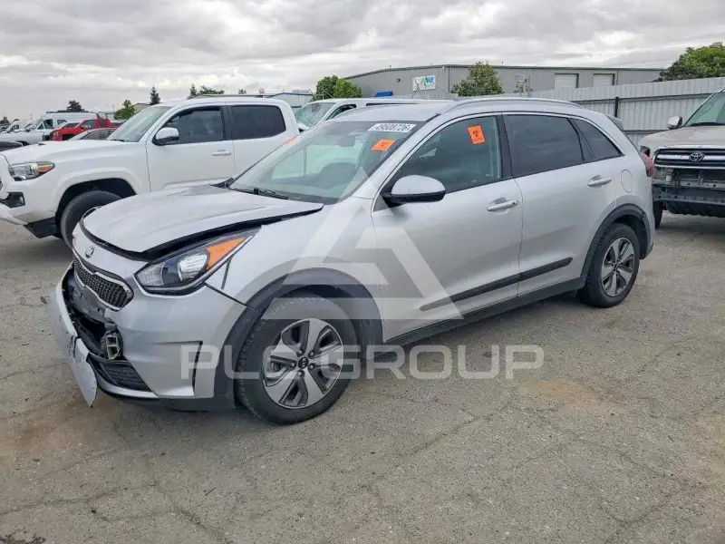2017 KIA Niro photo