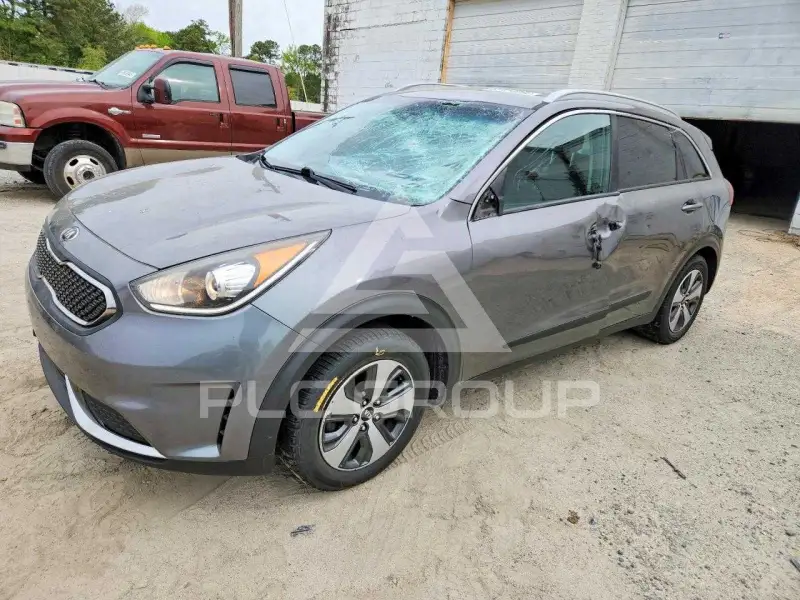 2017 KIA Niro фото