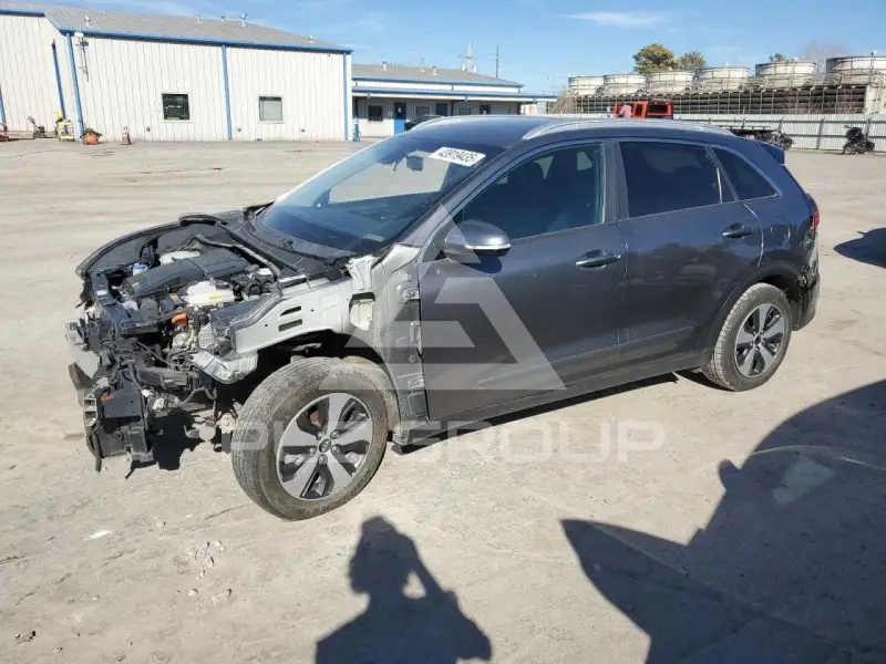 2017 KIA Niro photo