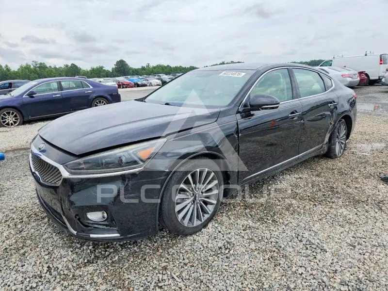 2017 KIA Cadenza photo