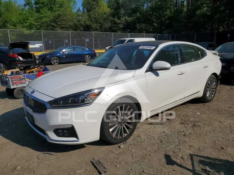 2017 KIA Cadenza фото