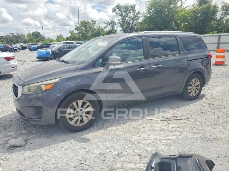 2017 KIA Sedona фото