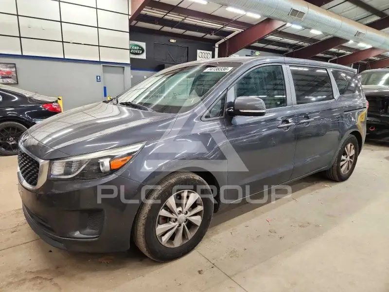 2017 KIA Sedona фото