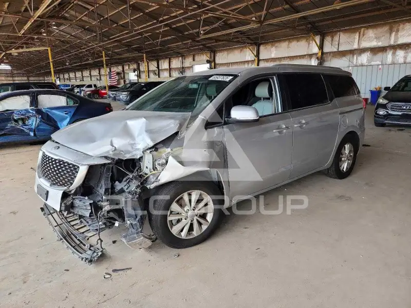 2017 KIA Sedona фото