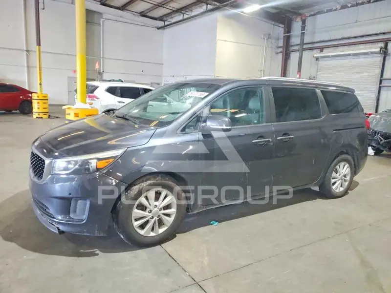 2017 KIA Sedona photo