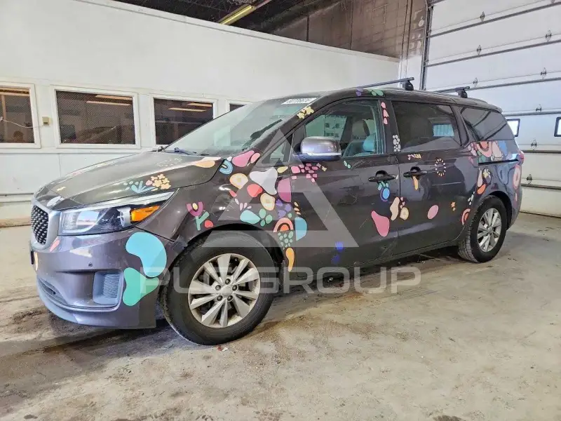 2017 KIA Sedona photo