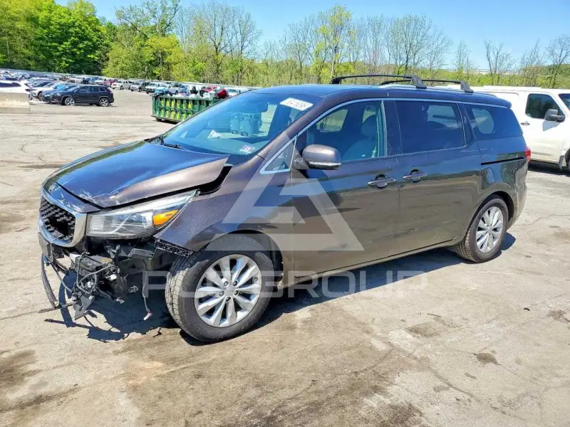 2017 KIA Sedona фото