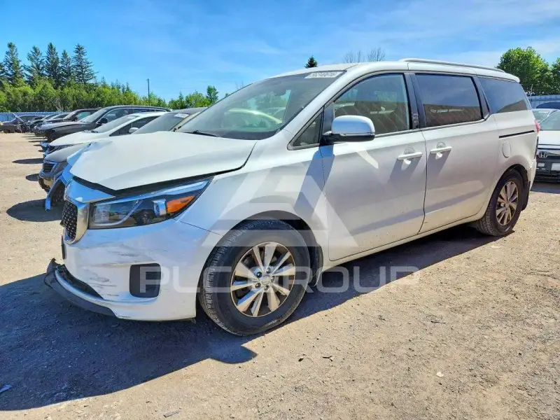 2017 KIA Sedona фото