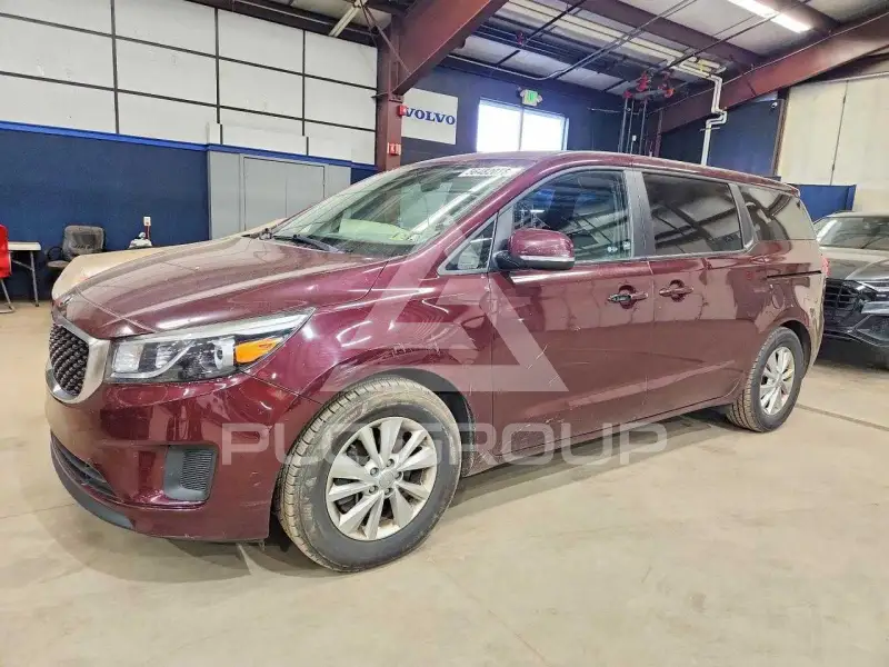 2017 KIA Sedona фото