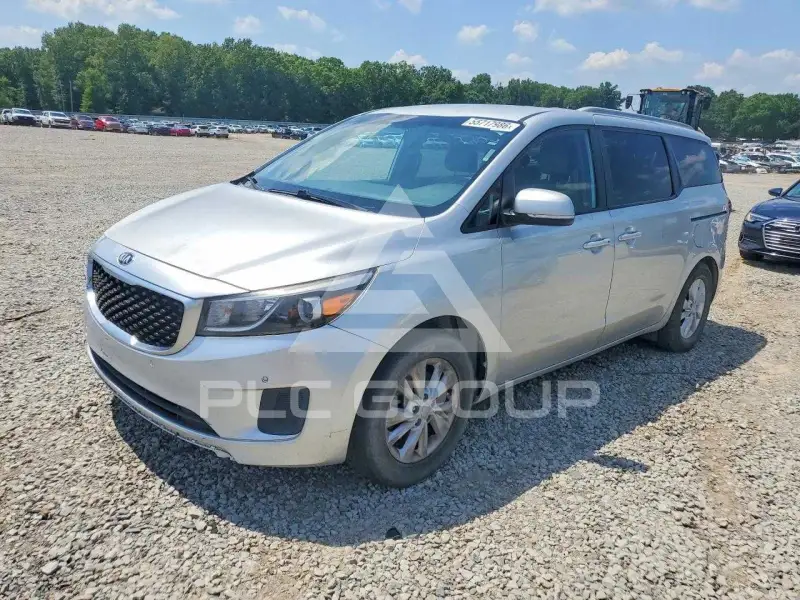 2017 KIA Sedona photo