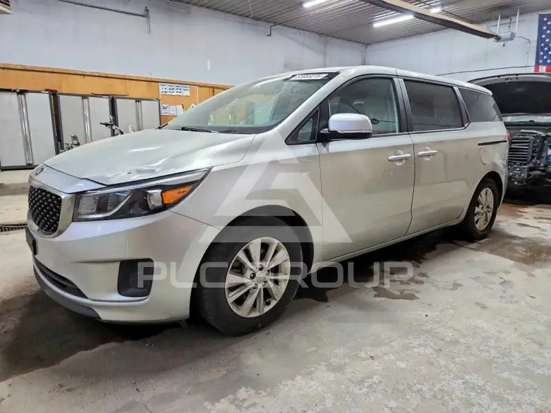 2017 KIA Sedona фото