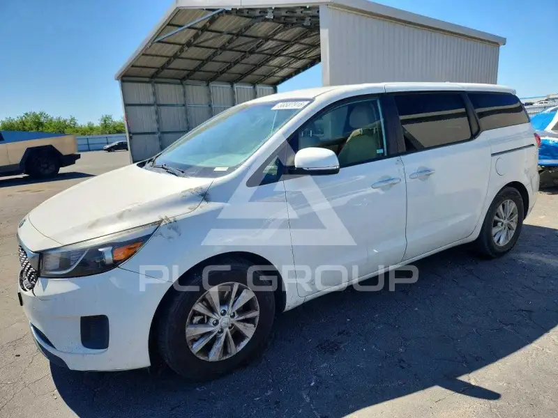 2017 KIA Sedona photo