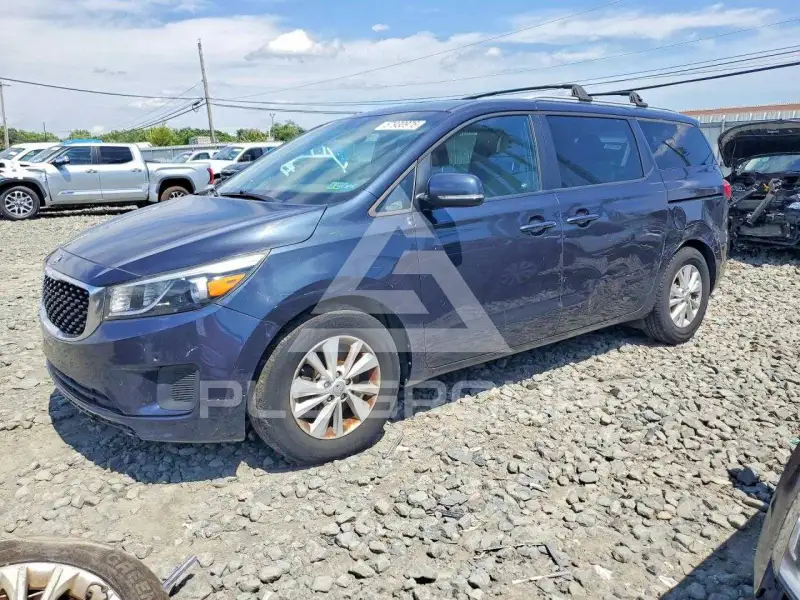 2017 KIA Sedona photo