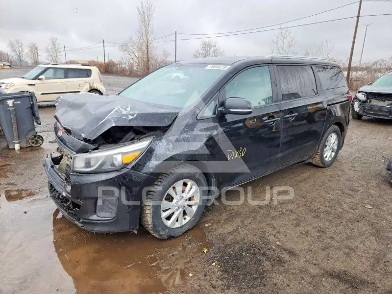 2017 KIA Sedona фото