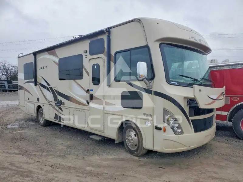 2017 Ford F-530 фото