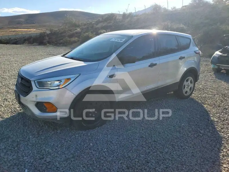 2017 Ford ESCAPE photo