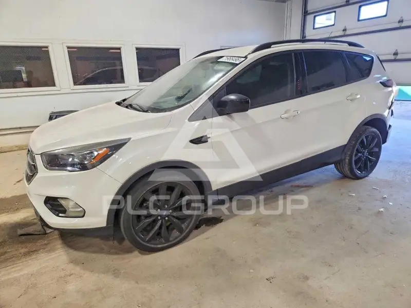 2017 Ford ESCAPE photo