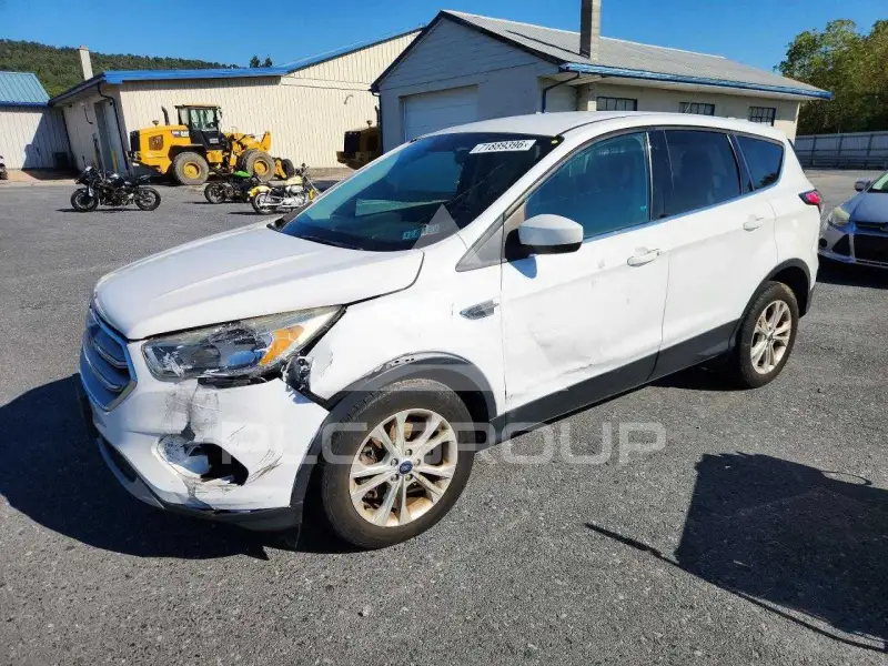 2017 Ford ESCAPE фото