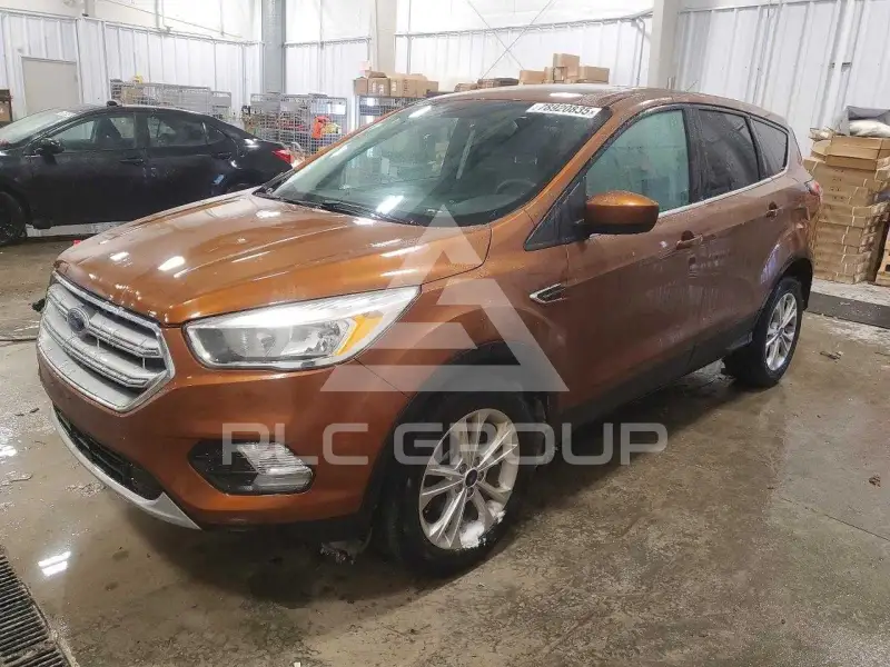 2017 Ford ESCAPE photo